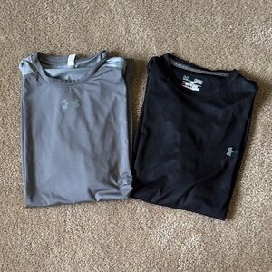 Under Armour Men's Medium Short Sleeve Tees in Gray and Black